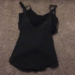 Lululemon twist tank top with built in bra